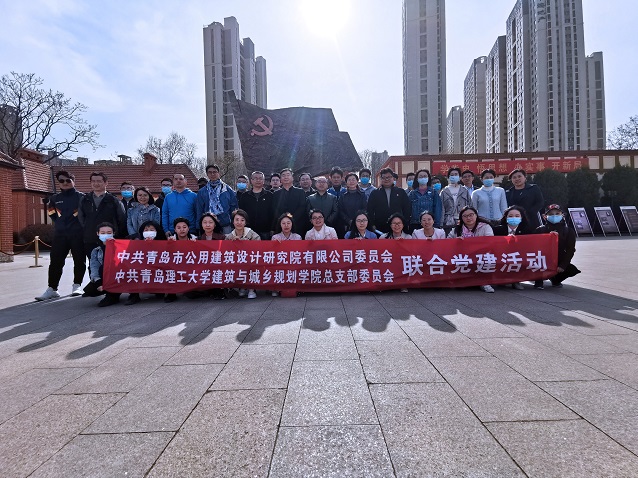 合影1.jpg 合影1.jpg